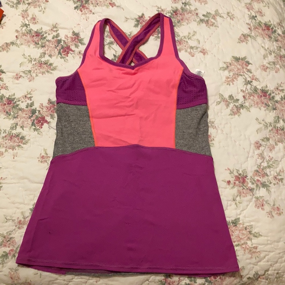 Ivivva tank(OPEN FOR TRADES)